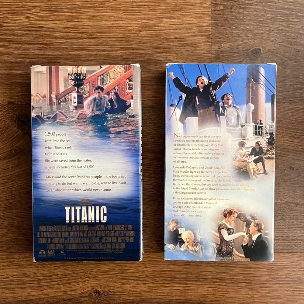 🎬 Titanic (1997) VHS 2-Tape Collector’s Set 💞 - Picture 8 of 10